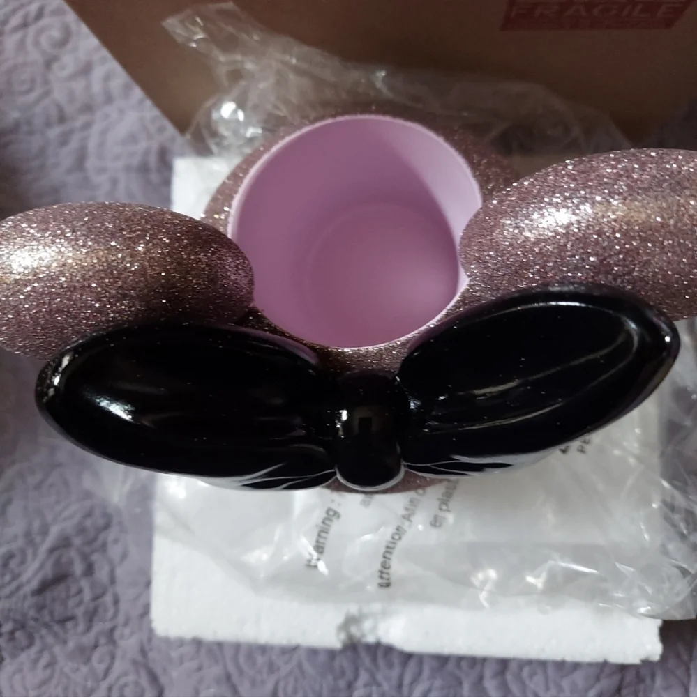 Glittery Pink Minnie Mouse Ears Black Bow Ceramic Accessory Makeup Tumbler BNWT